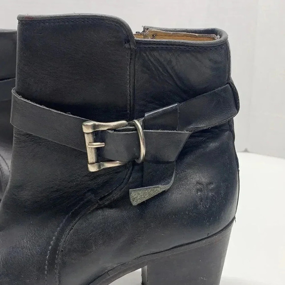 Frye Malorie Knotted Short Heeled Leather Boots Booties Buckle Black 7.5 - Picture 2 of 12